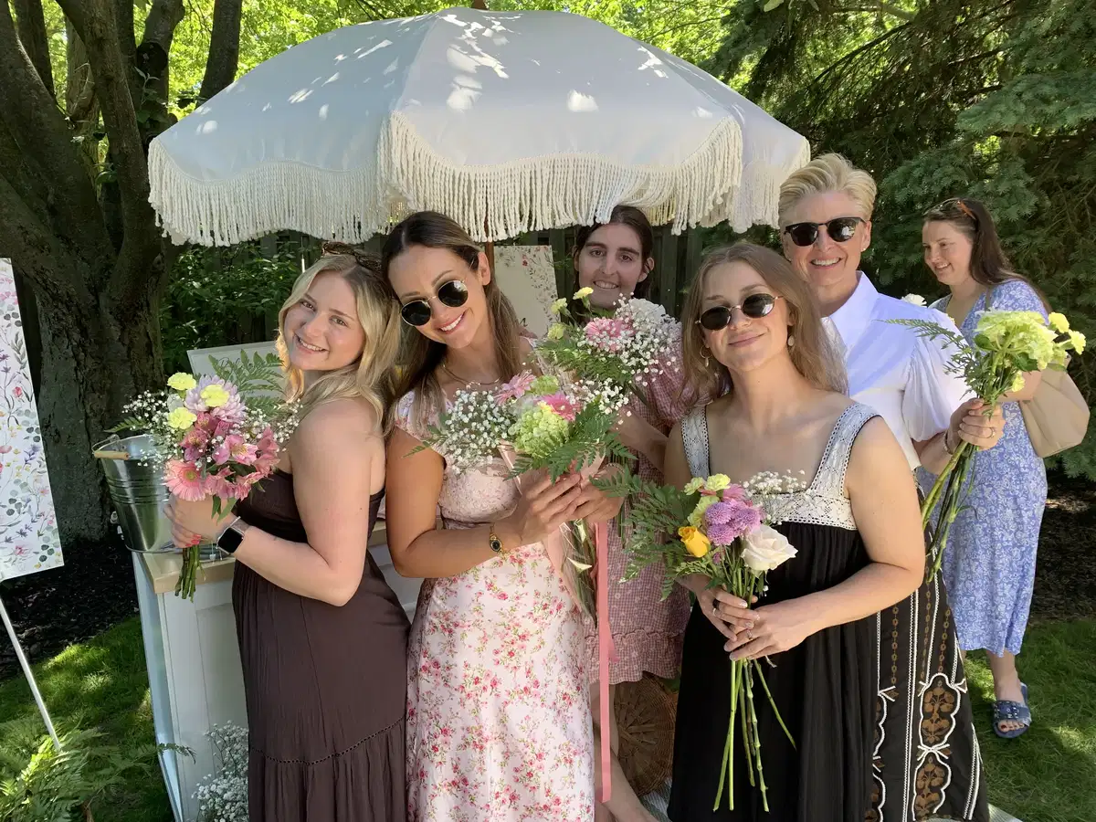 Best of all, your guests take home a bouquet that reminds them of your beautiful event.